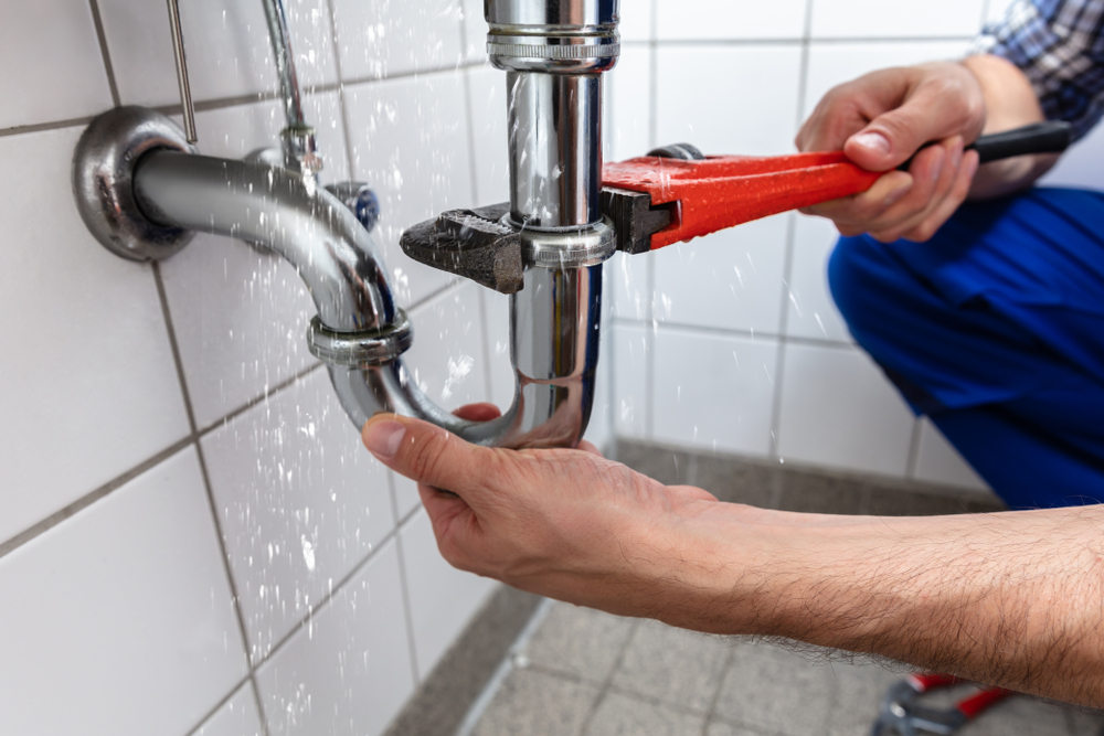 Professional Plumbing & Restoration Services in Mission Hills